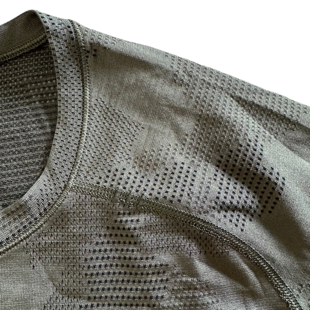 Lululemon Metal Vent Tech short sleeve Size Small - Picture 3 of 6